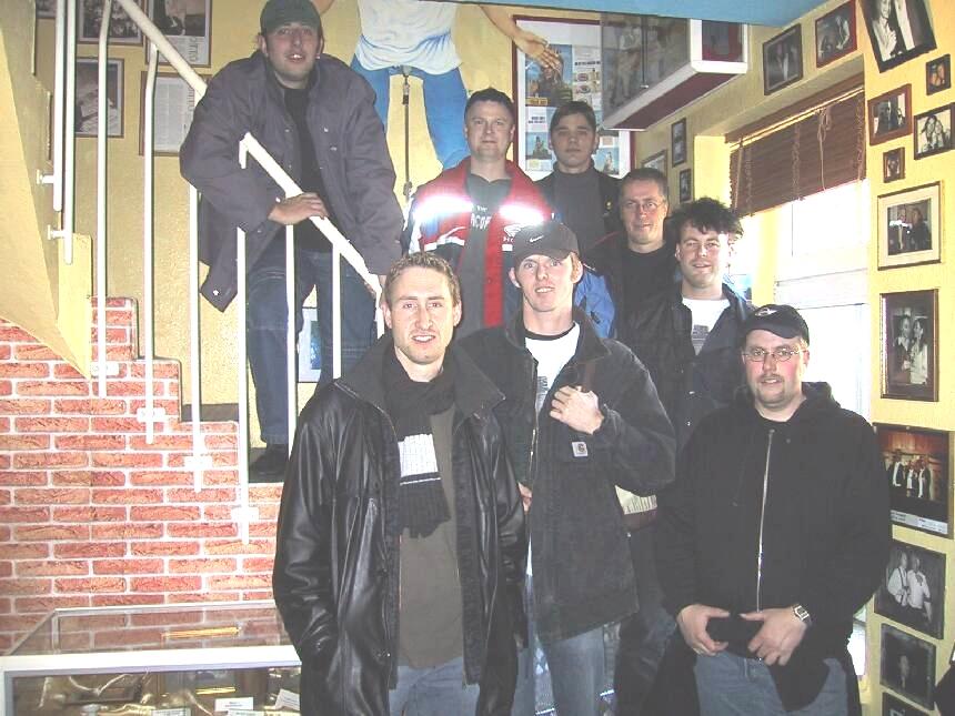 100-0022_IMG02