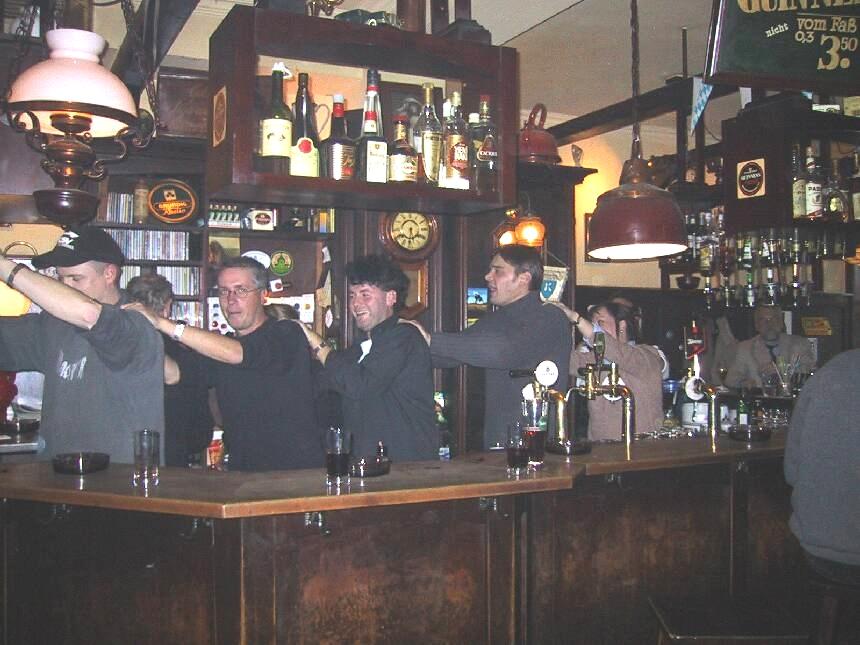 100-0046_IMG03
