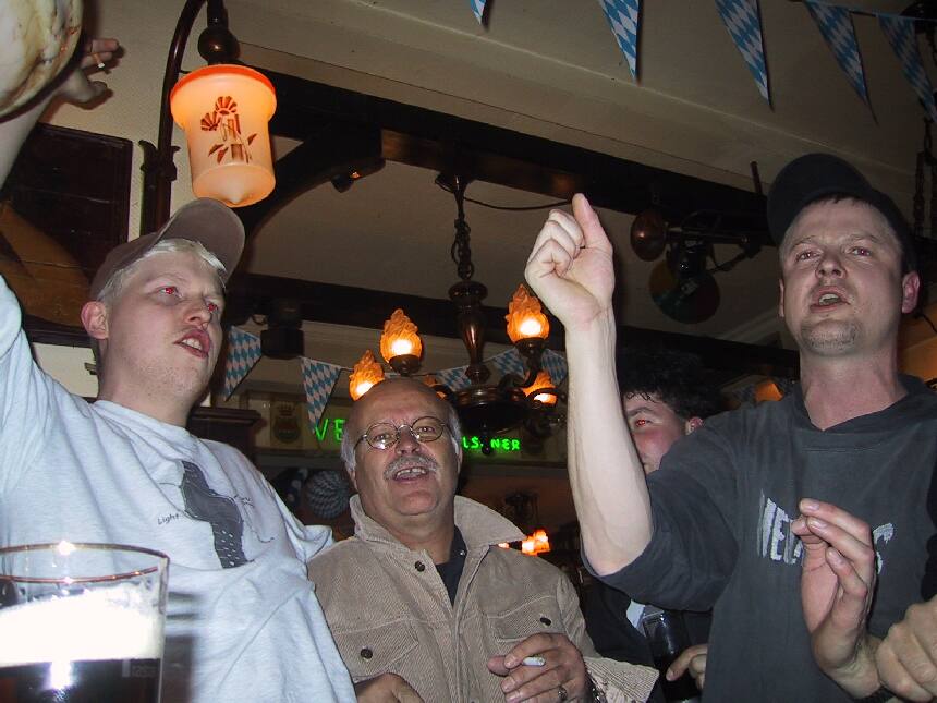 100-0052_IMG